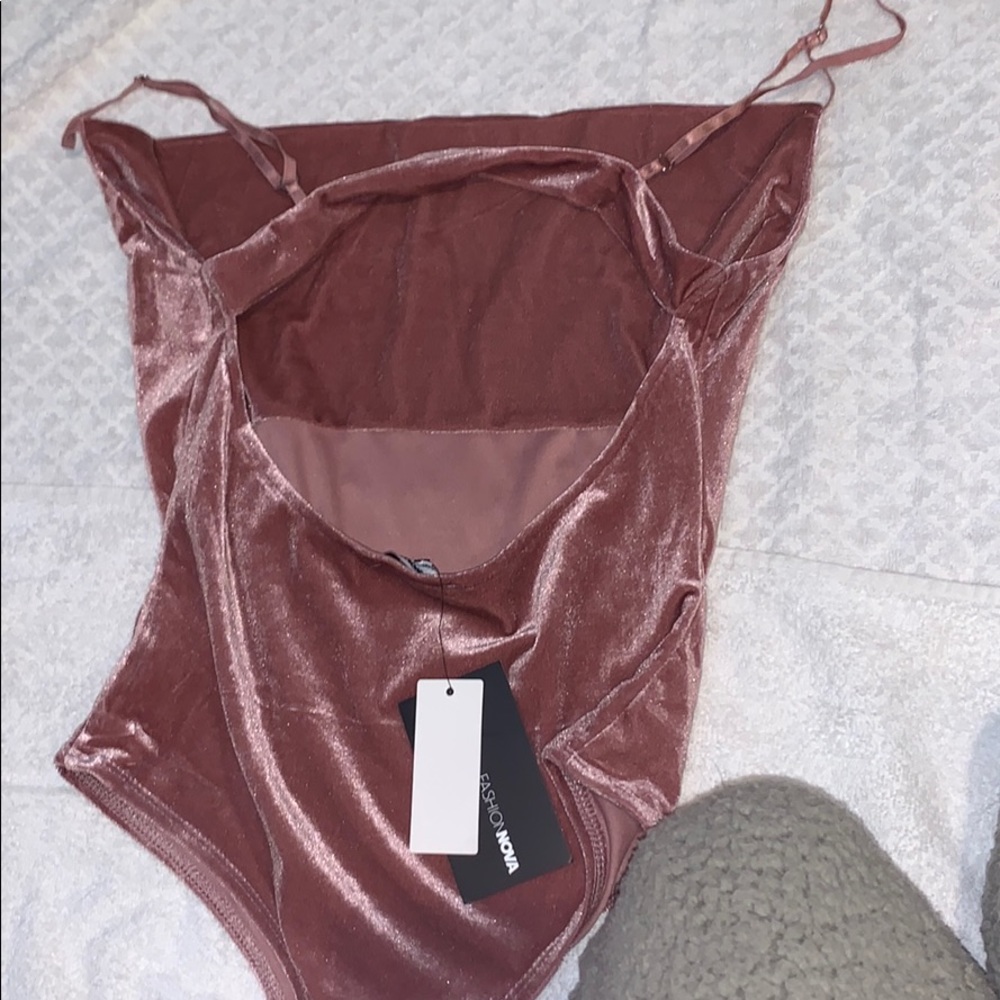 Velvet fashion nova body suit top💗💗